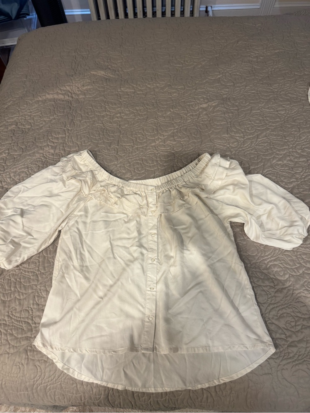 Cupio Cream Off-Shoulder Button-Front Blouse